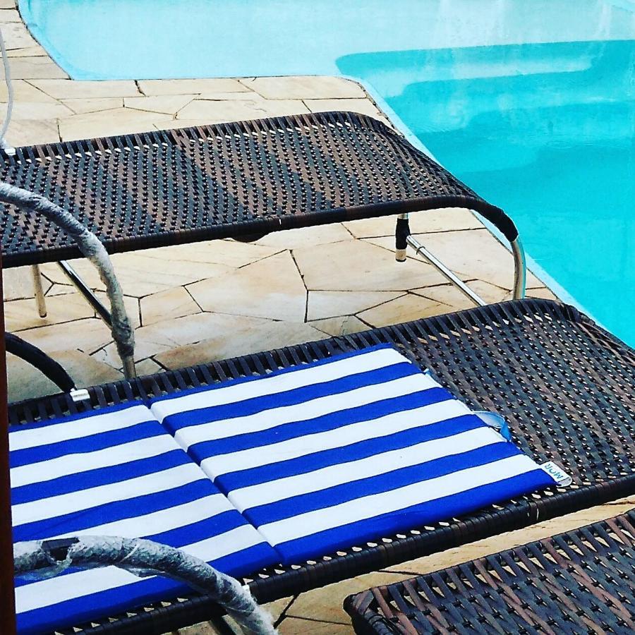 Suites Ambiente Familiar -Prox Do Thermas Águas de São Pedro Екстериор снимка